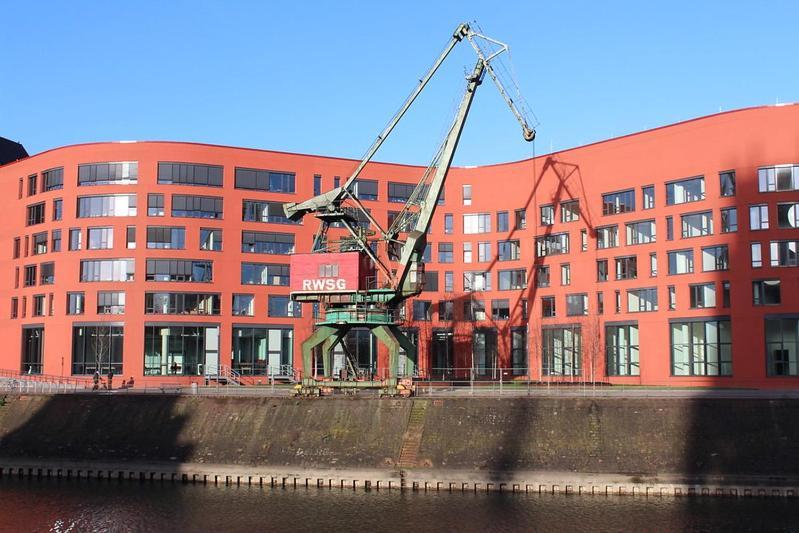 City Apartment Duisburg 1#Netflix &Wlan &Kingsize Bett &Kaffee Maschine & Central & 500M Innenhafen & 2 Min U Bahn Exterior foto